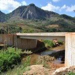 Ponte na localidade de Santa Terezinha -Piracema