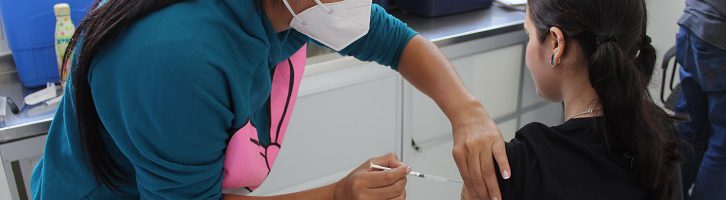 Saúde comemora 9.473 doses de vacinas aplicadas em junho￼